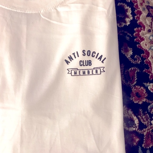 Anti-social Graphic Tee - Picture 6 of 9